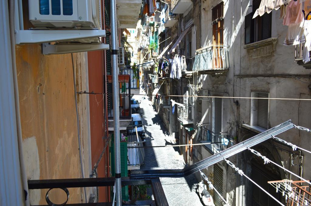 Daily Relax Apartment Napoli Bagian luar foto